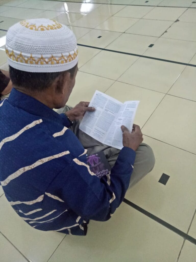 Buletin At-Tauhid Menyapa 300 Masjid dan Ribuan Jamaah