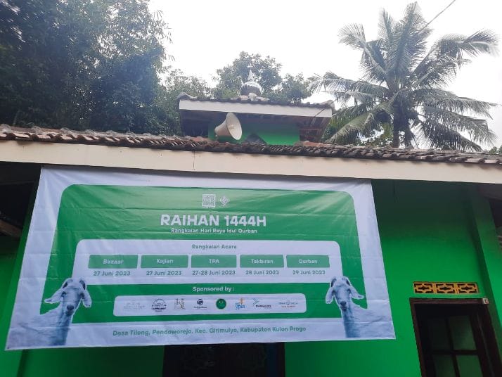 YPIA dan KMIB UGM Gelar Bakti Sosial dan Tebar Qurban di Desa Pegunungan Menoreh